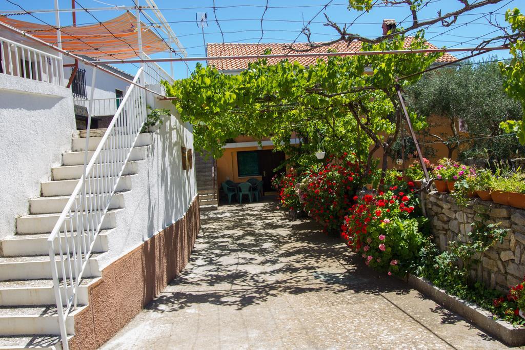 Apartments Stefanovski Paradiso Veli Lošinj Zimmer foto